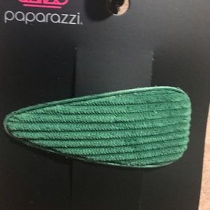 Green corduroy hair clip.